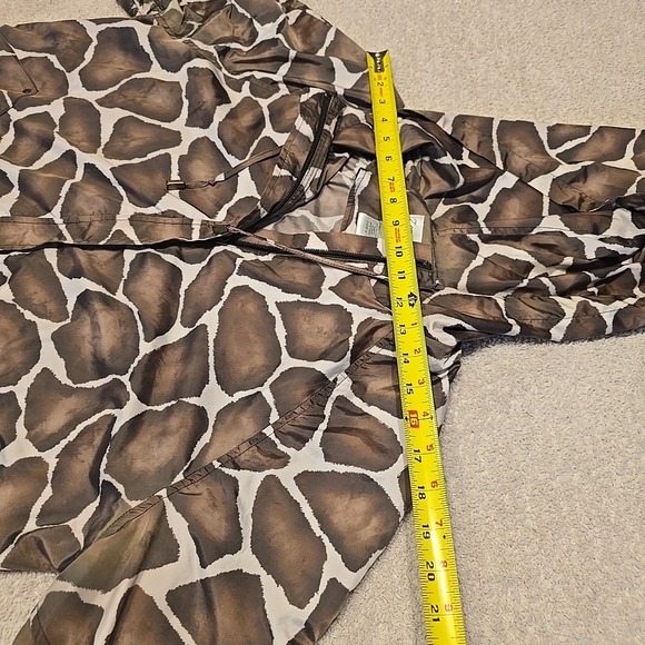 Zenergy By Chicos Brown Giraffe Print Light Hooded Jacket Zip Front SZ 2=L - Picture 12 of 15